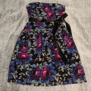 Strapless Floral Lace Dress